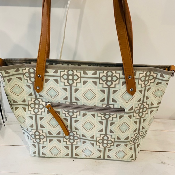 Petunia pickle bottom diaper bag - brand new - Picture 2 of 6